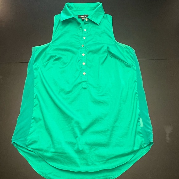 Bebe sleeveless button down shirt - Picture 5 of 6